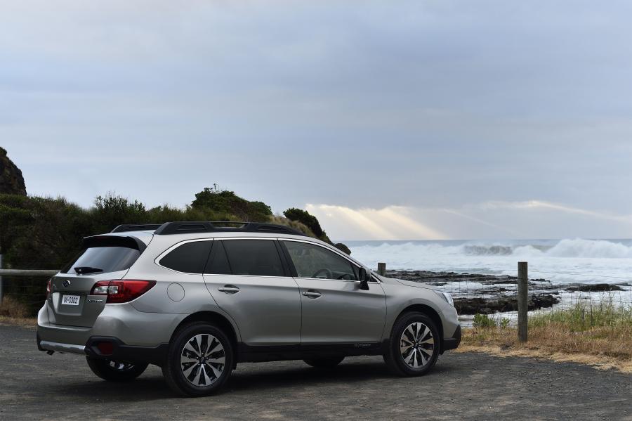  Subaru Outback 2015 года  (ZA) (фото 4 из 8)